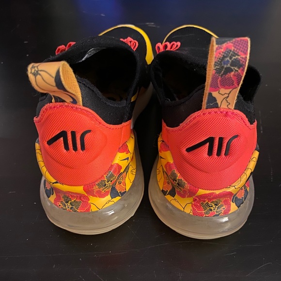 Nike 270 Floral - Picture 4 of 6